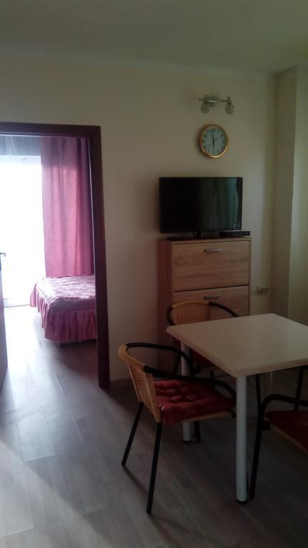 Apartments Dubrava 106 Dobra Voda Quarto foto